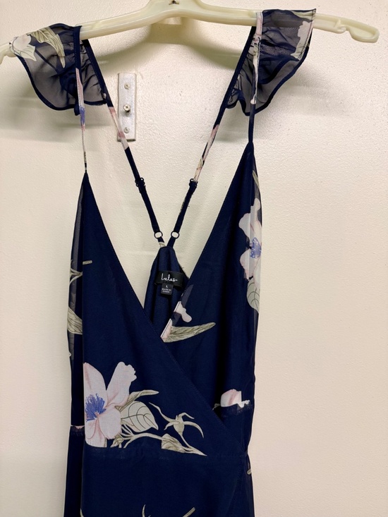 Lulus Dresses & Skirts - NWT Lulus Blue Floral Wrap Dress